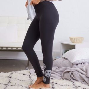 NWT Aerie dark grey smiley face active leggings